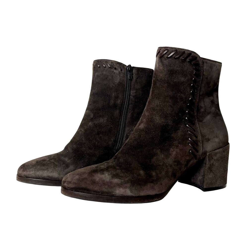 Le PePe Suede Ankle Boots Sz 39.5 (US 9)